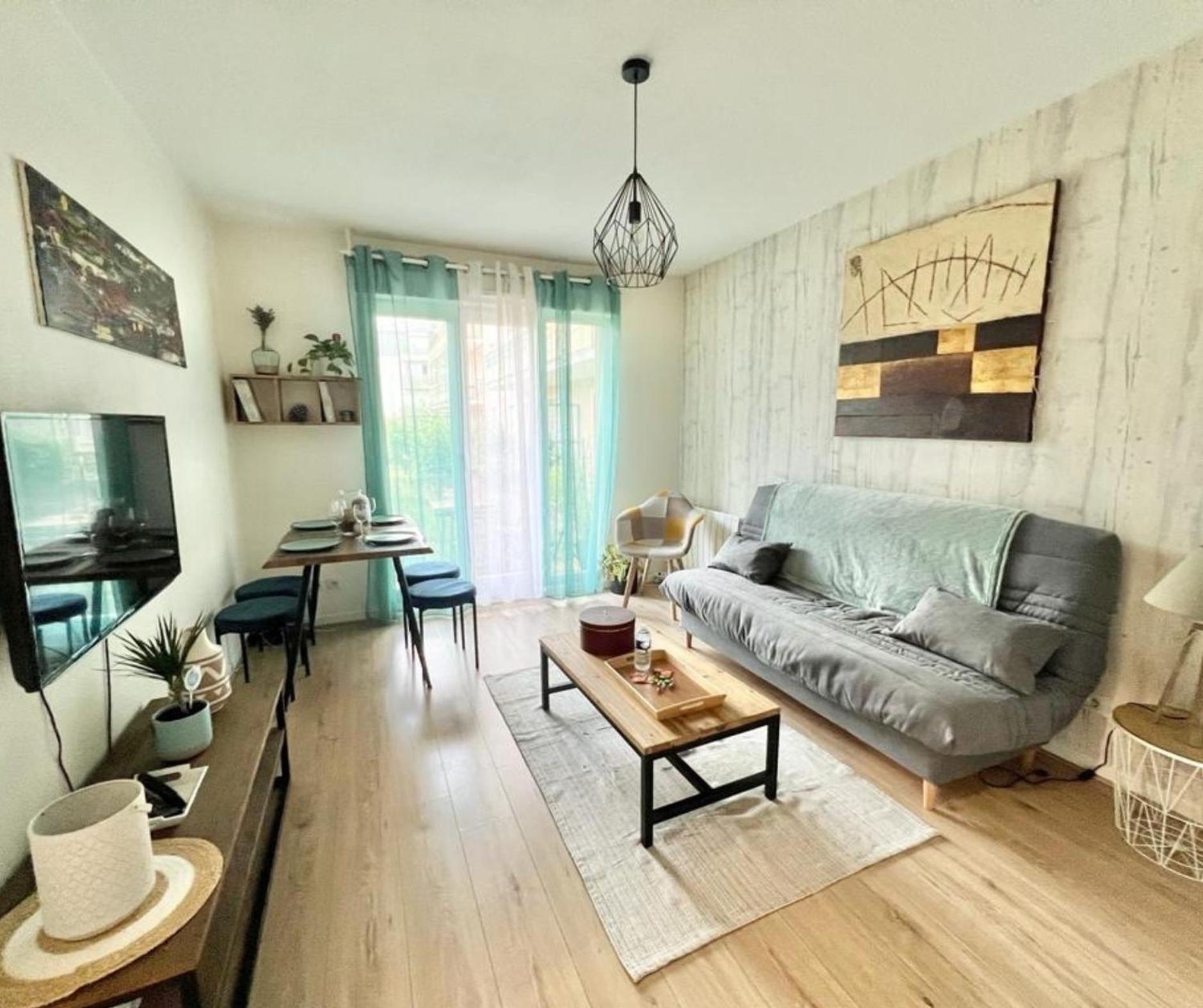 Apartament Le Renoir Terrasse De Plain-Pied Et Piscine Limoges Zewnętrze zdjęcie