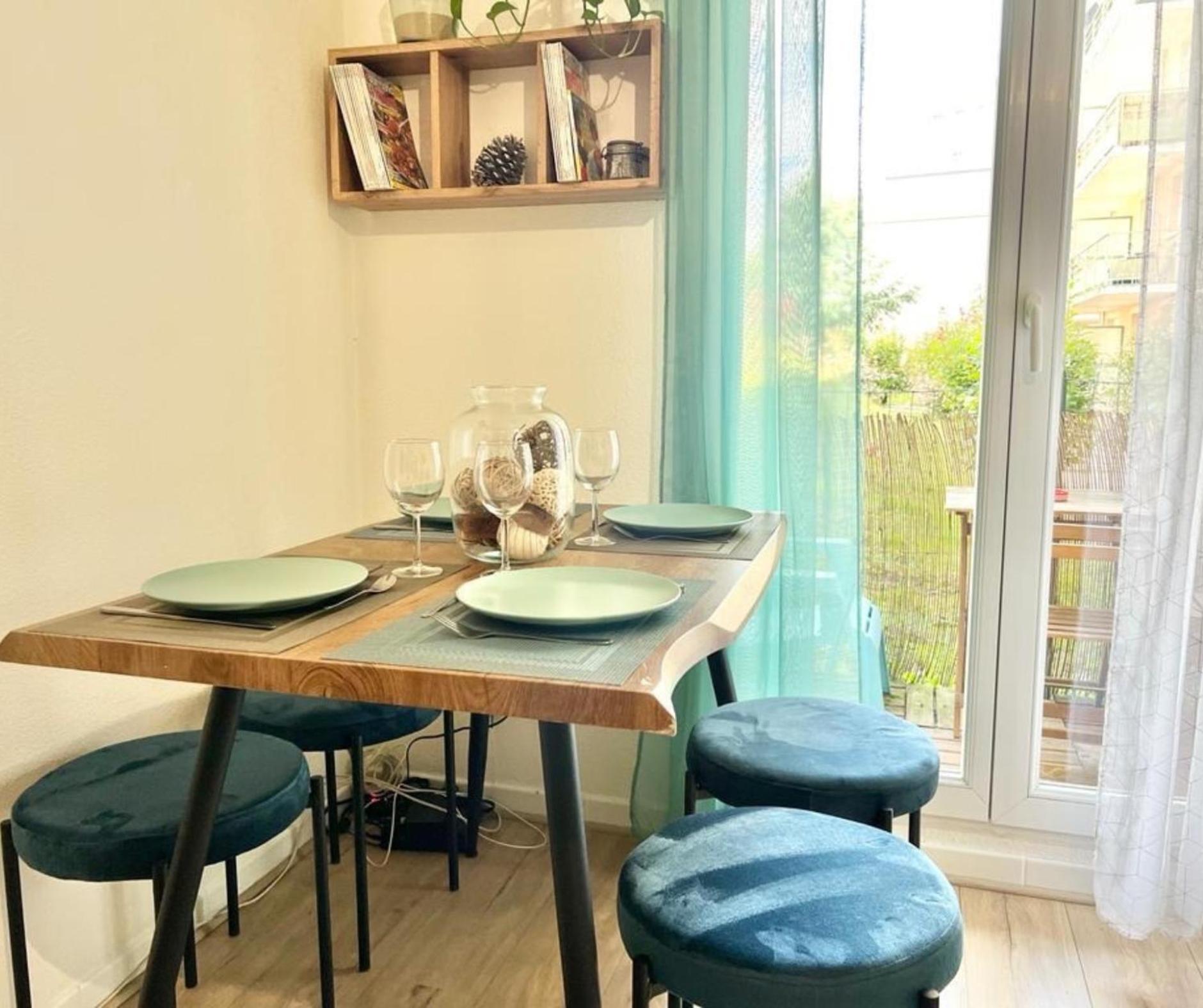 Apartament Le Renoir Terrasse De Plain-Pied Et Piscine Limoges Zewnętrze zdjęcie